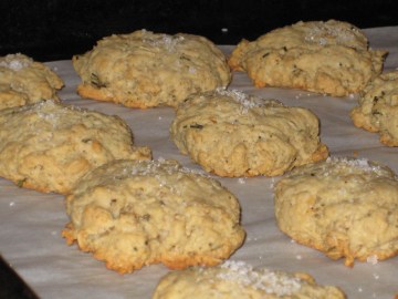 baked cookies