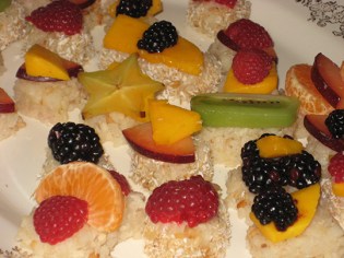 fruit sushi